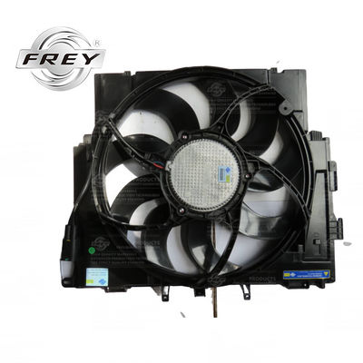 il raffreddamento pratico del motore del ventilatore del radiatore 600W parte 17418642161 per BMW F10 F11 F18 525I