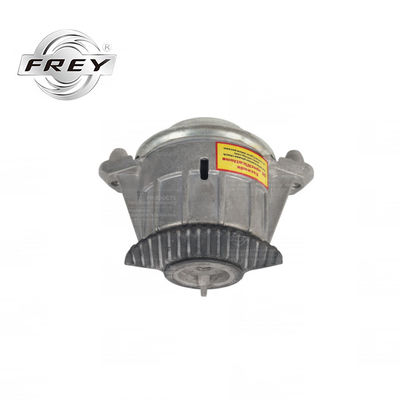 Supporto di motore del benz di W204 W212 C204 Mercedes, supporto di motore del motore anteriore 2042404217