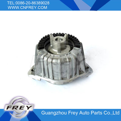 Pratico supporto motore Mercedes W212 2042405017 Frey Auto Parts