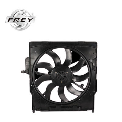 17427634471 Ventola di raffreddamento del radiatore elettrica da 850 W adatta BMW X5 F15 F85 X6 F16 F86
