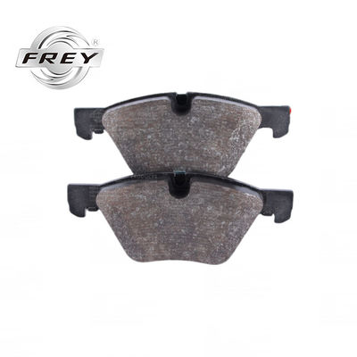 Set pastiglie freno anteriore ricambi auto 34116763617 per BMW E90 E60 E84 Parti di marca Frey in magazzino Alta qualità