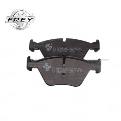 Set pastiglie freno anteriore ricambi auto 34116763617 per BMW E90 E60 E84 Parti di marca Frey in magazzino Alta qualità